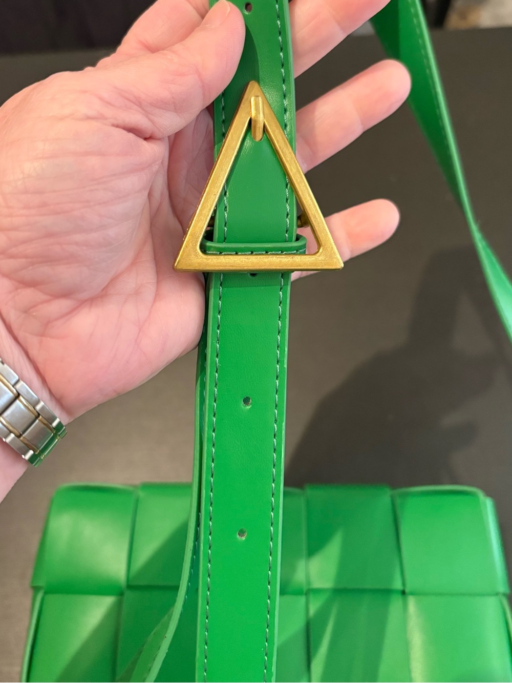 Green Woven Cassette Crossbody Bag Vegan New Condition - Picture 7 of 9